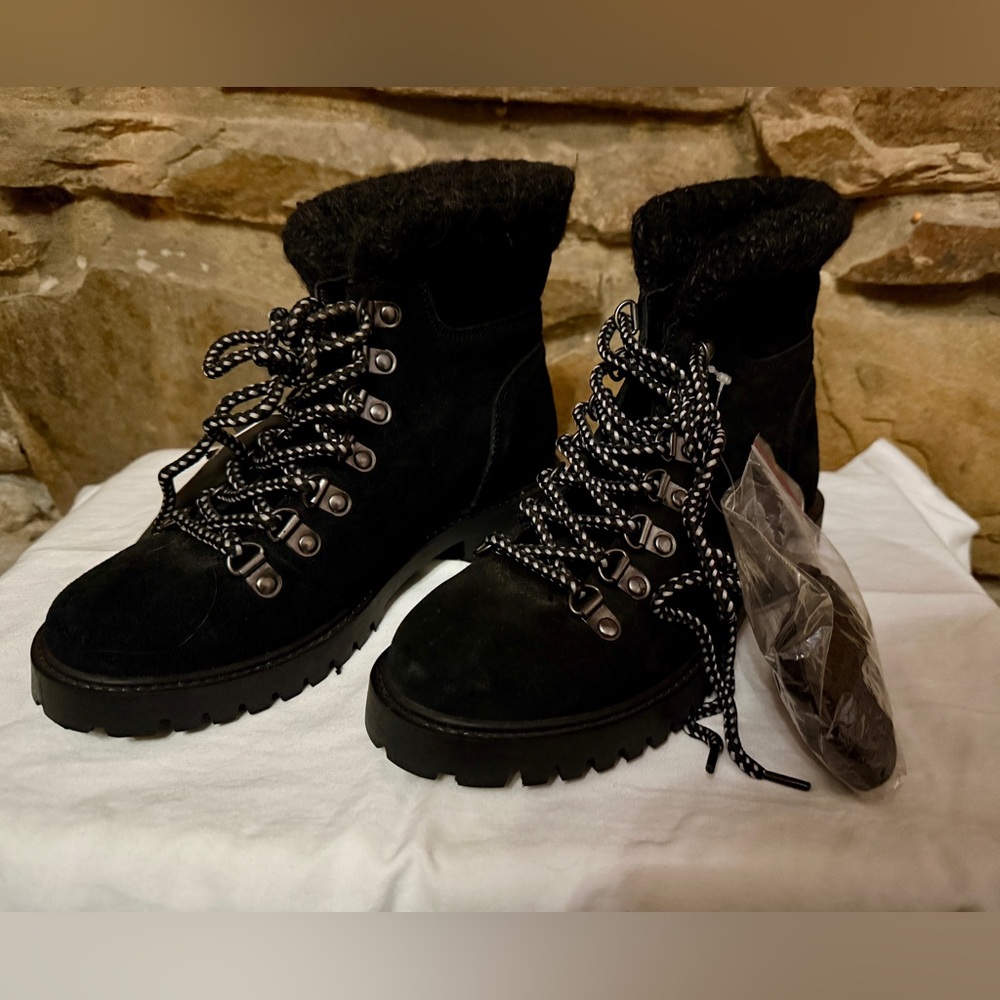 NWT Cleo + Wolf Moto Boots SZ 6